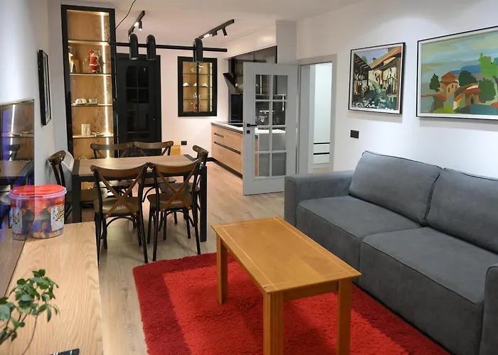 Mamma Mia * 地拉那